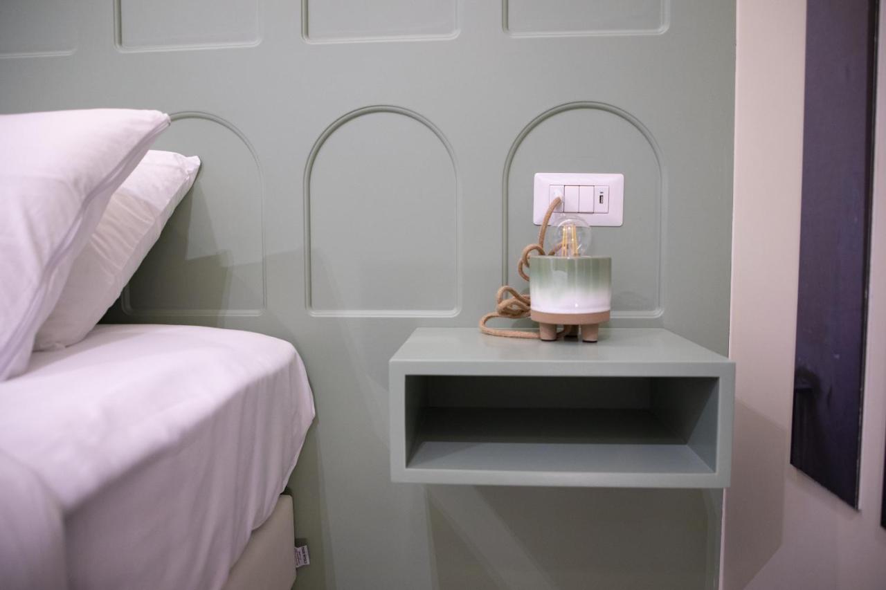 South Hands Luxury Rooms Napoli Esterno foto