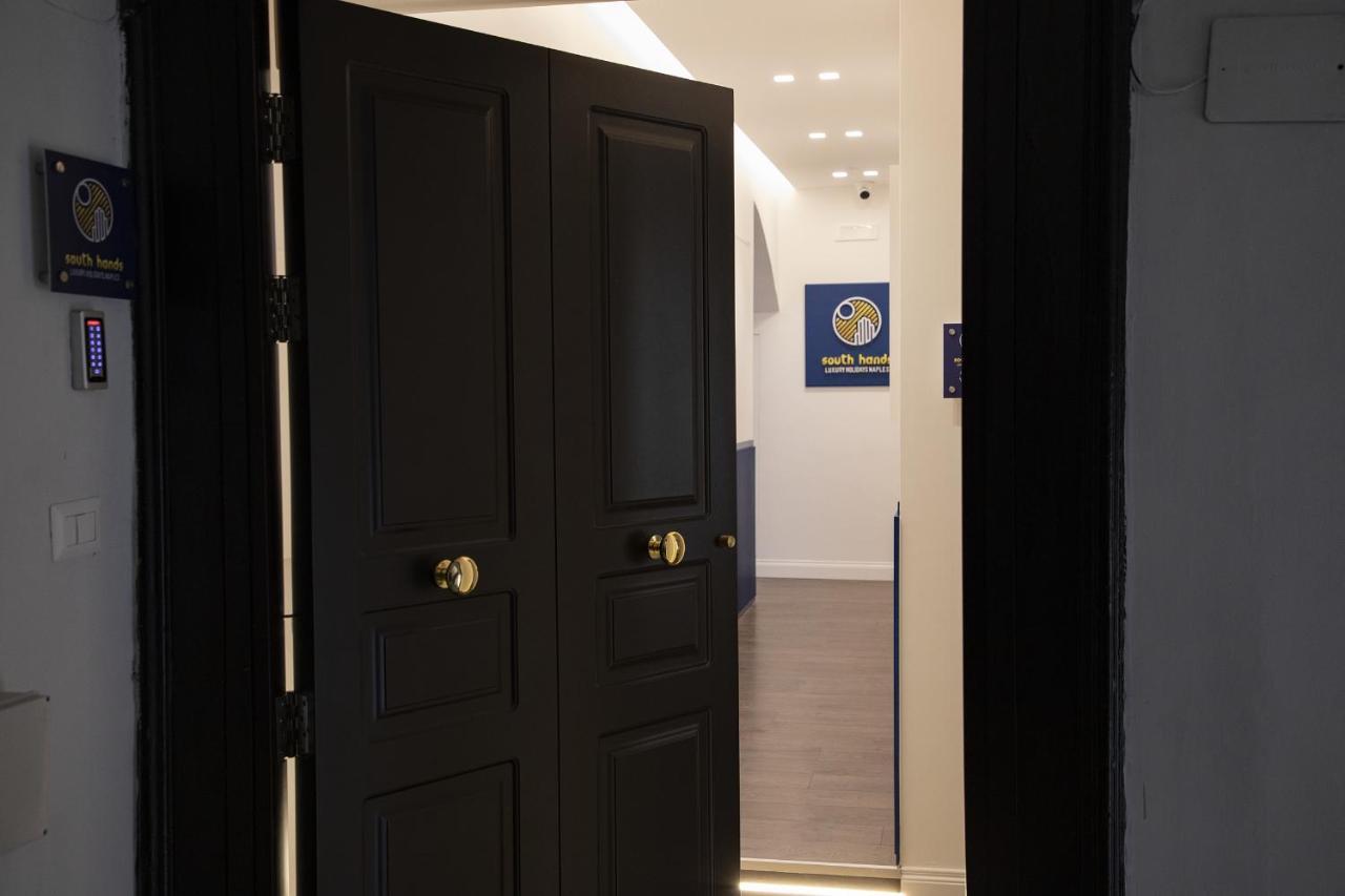 South Hands Luxury Rooms Napoli Esterno foto